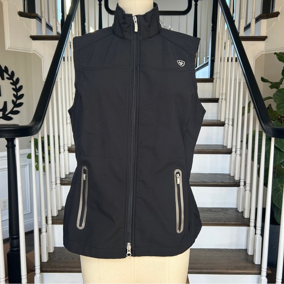 Ariat New Team Softshell Vest. Women’s large - Picture 2 of 7